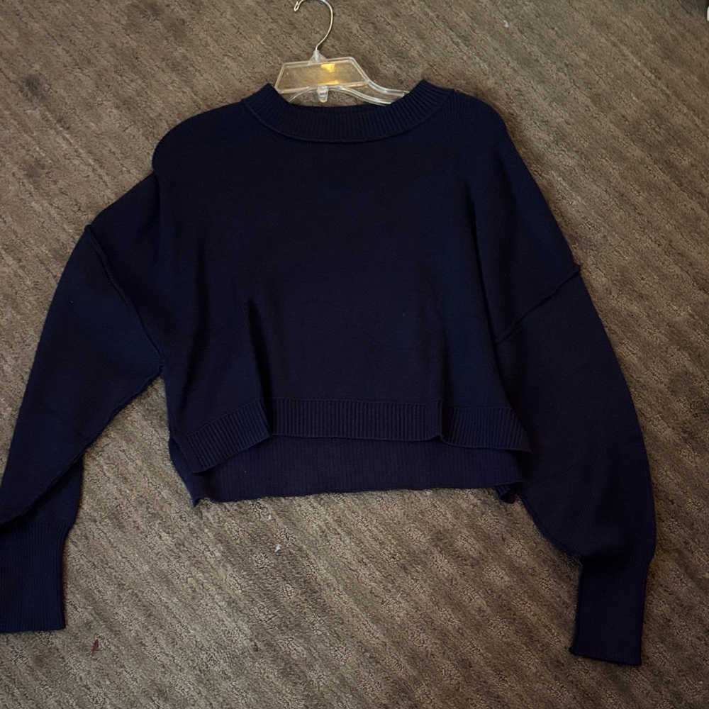 Elegant Navy Women's Crew Neck Sweater